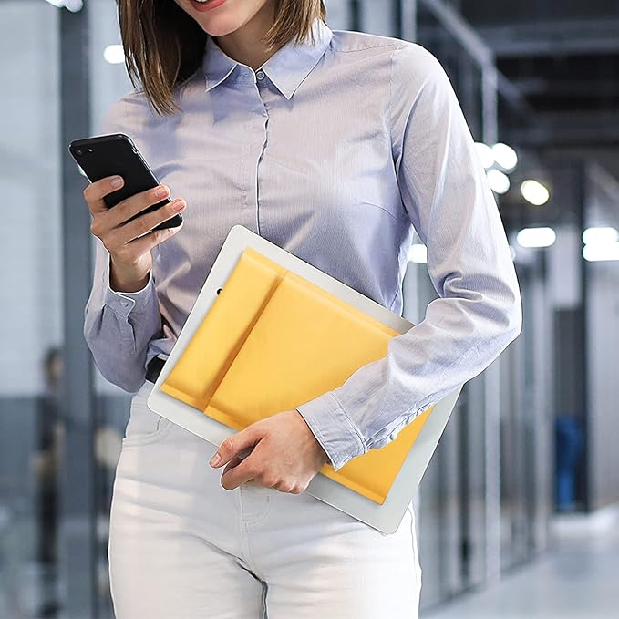 Fu Global Bubble Mailers 10.5x13.5 Inch Padded Envelopes #4 Self Sealing Bulk Bubble Envelopes Mailing Shipping Envelopes 25PCS