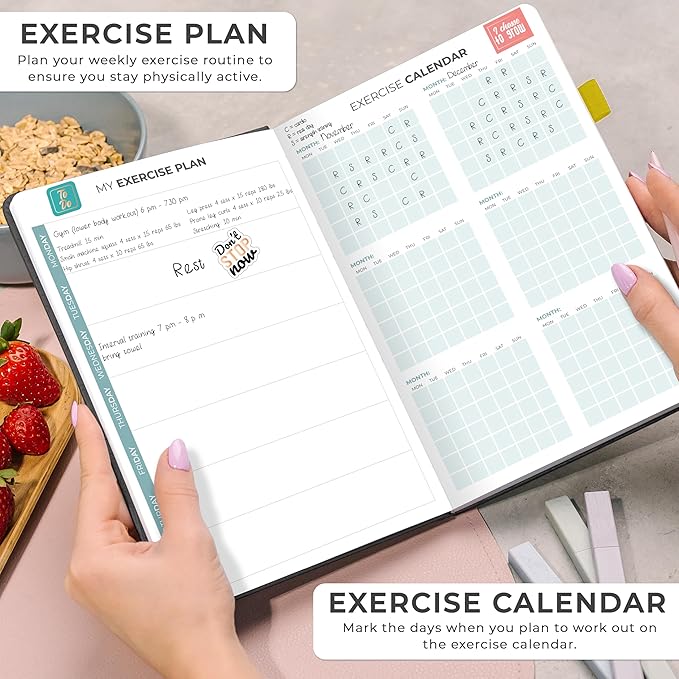 Clever Fox Weekly Meal Planner - Weekly & Daily Meal Prep Journal with Shopping and Grocery Lists for Menu Planning, Healthy Diet & Weight Loss Tracking, Lasts 1 Year, Undated, A5 - Black