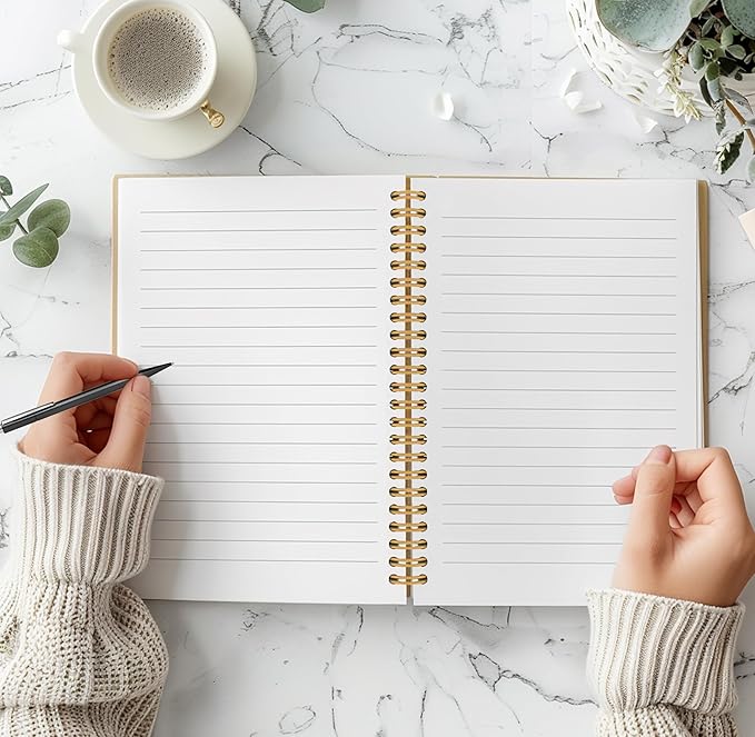 Floral Highland Cow Notebook - Western Cow Notebook, Highland Cow Office Supplies, Highland Cow Gifts, Cow Lover Gifts, Cute Cow Stuff, Farmhouse Highland Cow Spiral Notebook 5.5x8.3