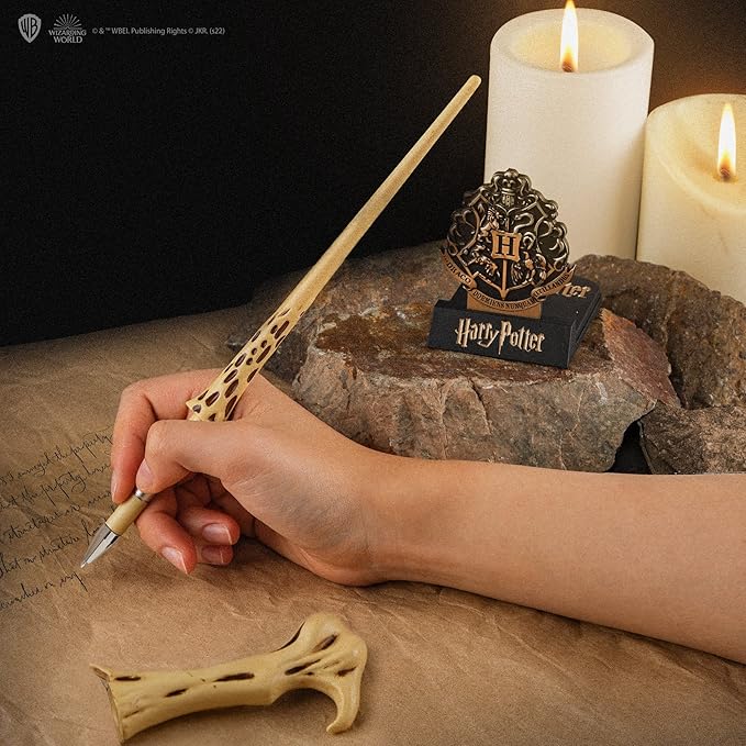 Cinereplicas Harry Potter - Voldemort Wand Pen with Stand & Lenticular Bookmark - Official License